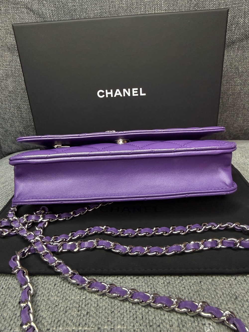 CHANEL wallet on chain CC crystal stars lambskin leather bag - Picture 6 of 10